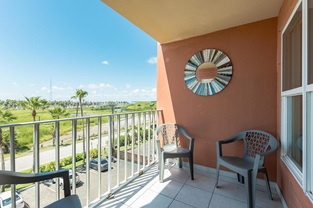 Charming 1 Bedroom, 3 Minute Walk To The Beach Condo South Padre Island Buitenkant foto
